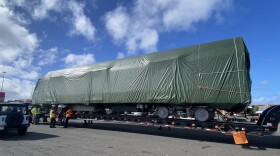 The 20th and final train for Skyline arrived at Honolulu Harbor on Wednesday, April 24, 2024. The train's four cars will be transported to the Rail Operations Center.