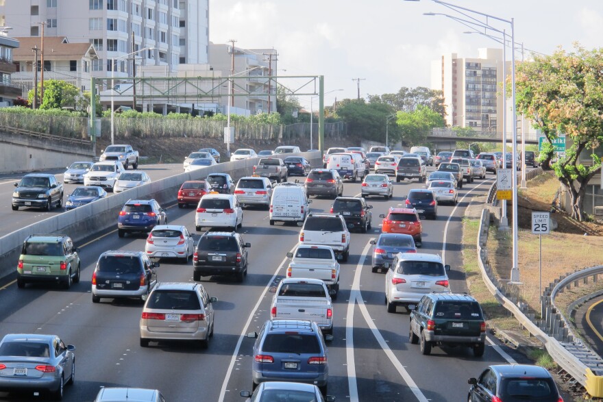 Oʻahu experienced a series of blackouts on Jan. 8, beginning when solar power generation nosedived as a low-pressure system moved over the island and brought cloud cover and rain.